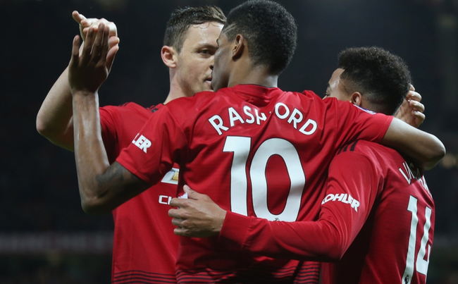 联赛中发光 联赛中发光