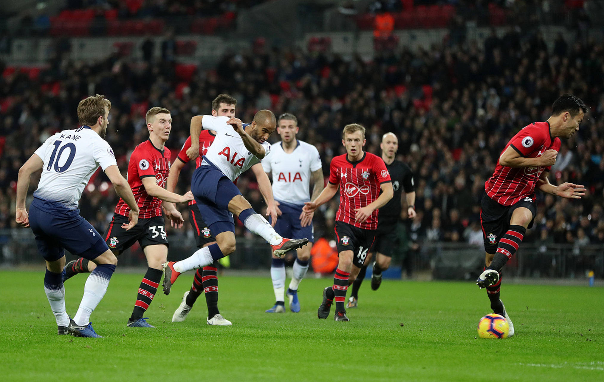 作为中后卫 作为中后卫